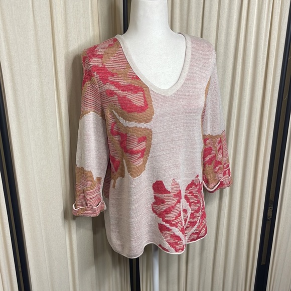 NIC+ZOE - CREAM BASE W/ CORAL & ORANGE FLOWERS VNECK SWEATER SIZE LARGE - Picture 3 of 15